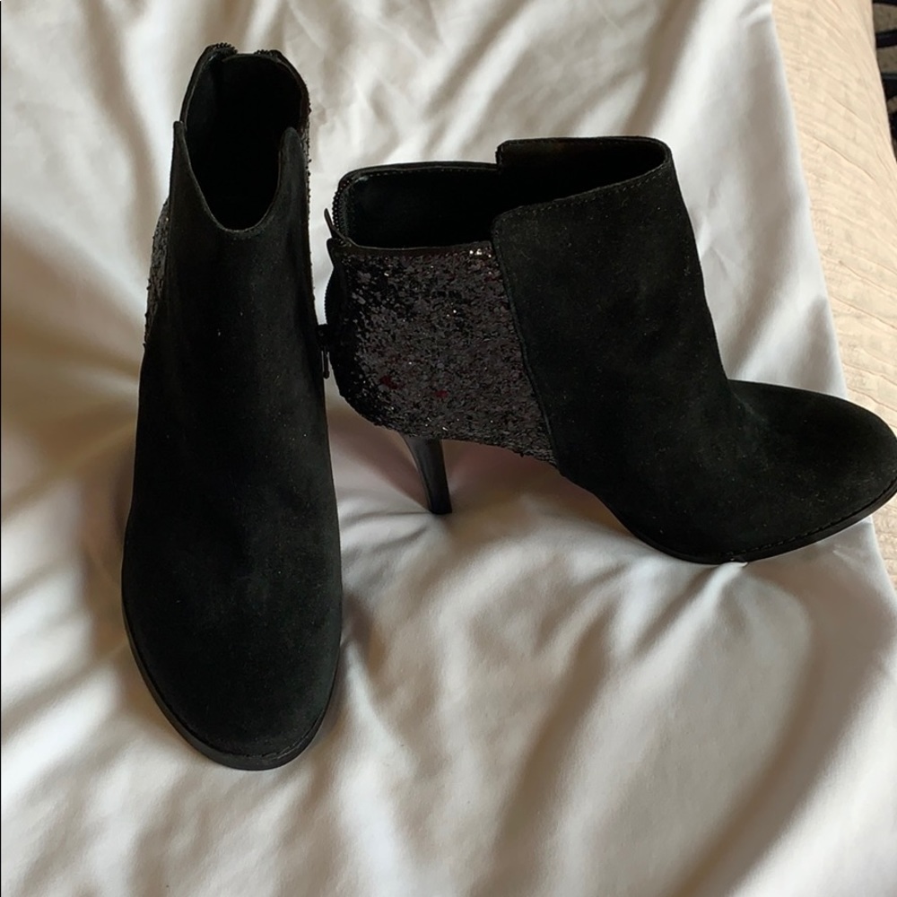 BCBG ankle suede and sequins black boots (8.5)